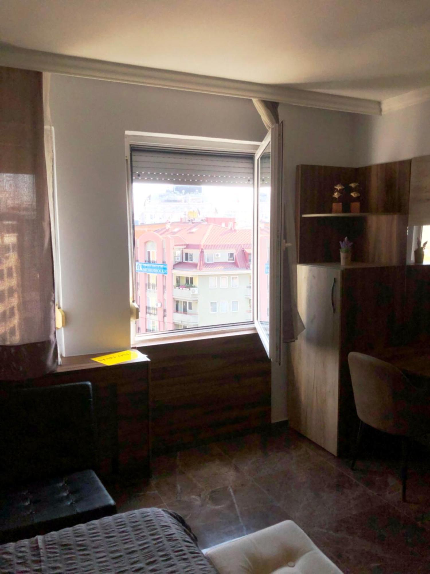 Hotel Room City Square With Great View No Parking 斯科普里 外观 照片